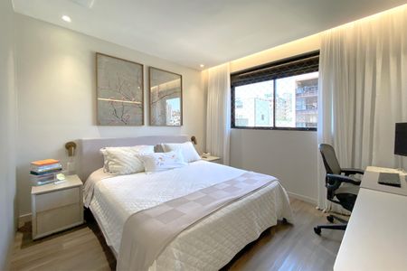 Apartamento à venda com 150m², 4 quartos e 4 vagas