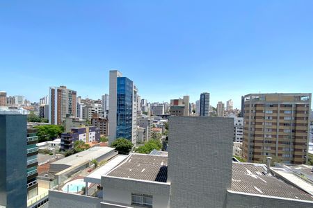 Apartamento à venda com 150m², 4 quartos e 4 vagas Apartamento à venda com 150m², 4 quartos e 4 vagasVista da Semi suite 2