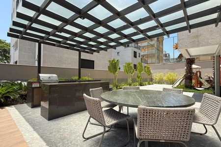 Apartamento à venda com 150m², 4 quartos e 4 vagas Apartamento à venda com 150m², 4 quartos e 4 vagasÁrea comum - Churrasqueira