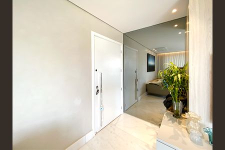 Apartamento à venda com 150m², 4 quartos e 4 vagas Apartamento à venda com 150m², 4 quartos e 4 vagasEntrada