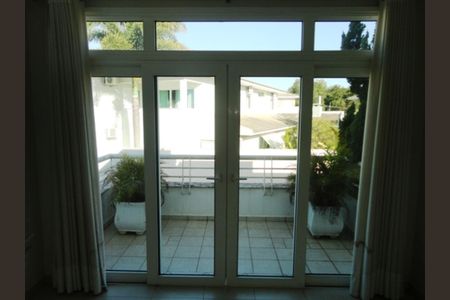 Casa de condomínio à venda com 410m², 4 quartos e 6 vagas Casa de condomínio à venda com 410m², 4 quartos e 6 vagasFoto 37