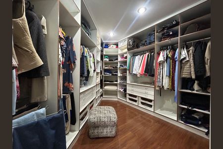 Casa de condomínio à venda com 597m², 4 quartos e 8 vagasFoto 45