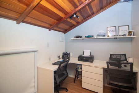 Casa de condomínio à venda com 87m², 3 quartos e 1 vagaEscritório/Closet