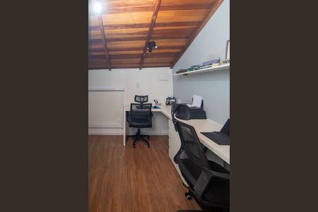 Casa de condomínio à venda com 87m², 3 quartos e 1 vagaEscritório/Closet