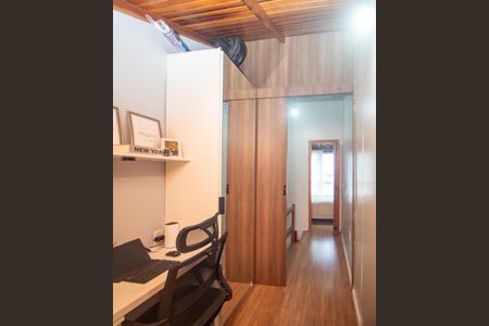 Casa de condomínio à venda com 87m², 3 quartos e 1 vagaEscritório/Closet