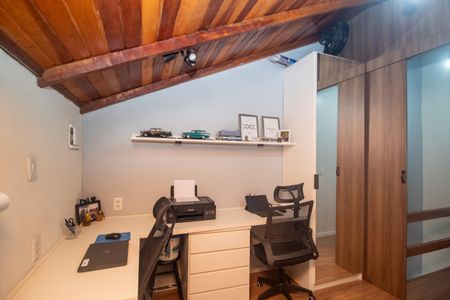 Casa de condomínio à venda com 87m², 3 quartos e 1 vagaEscritório/Closet