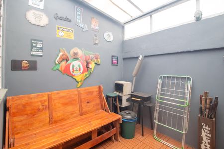 Casa de condomínio à venda com 87m², 3 quartos e 1 vagaChurrasqueira