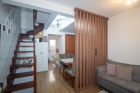 Casa de condomínio à venda com 87m², 3 quartos e 1 vagaSala