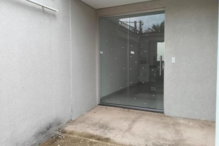 Casa à venda com 112m², 2 quartos e 1 vaga