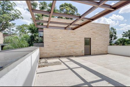 Casa à venda com 370m², 4 quartos e 2 vagas