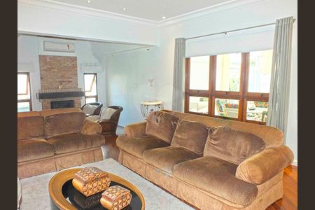 Casa à venda com 5 quartos, 478m² em Chácara Monte Alegre, São Paulo