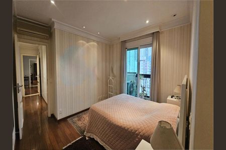 Apartamento à venda com 237m², 4 quartos e 5 vagas