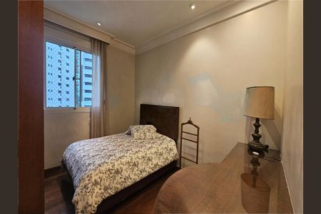 Apartamento à venda com 237m², 4 quartos e 5 vagas