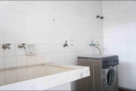 Casa à venda com 4 quartos, 335m² em Jardim Prudência, São Paulo