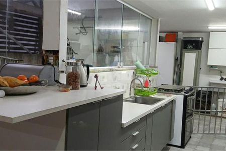 Casa à venda com 4 quartos, 140m² em Pinheiros, São Paulo