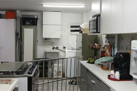 Casa à venda com 4 quartos, 140m² em Pinheiros, São Paulo
