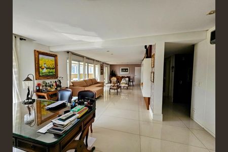 Apartamento à venda com 4 quartos, 260m² em Vila Romana, São Paulo