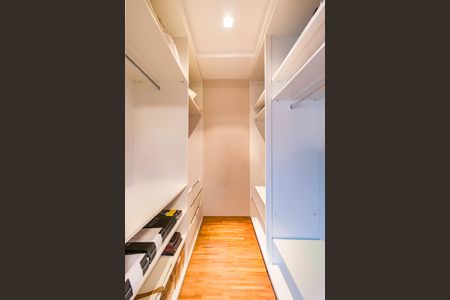 Apartamento à venda com 347m², 4 quartos e 5 vagasSuíte 4