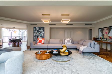 Apartamento à venda com 347m², 4 quartos e 5 vagasSala