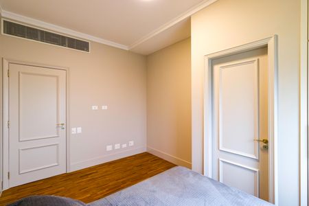 Apartamento à venda com 347m², 4 quartos e 5 vagasSuíte 3
