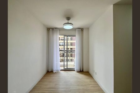 Sala de apartamento para alugar com 1 quarto, 47m² em Centro, Campinas