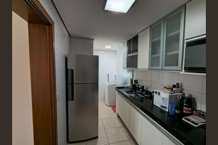 Apartamento à venda com 2 quartos, 65m² em União, Belo Horizonte