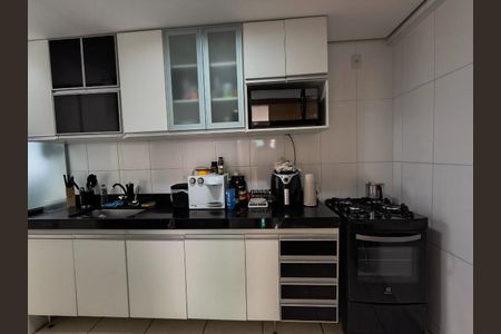 Apartamento à venda com 2 quartos, 65m² em União, Belo Horizonte