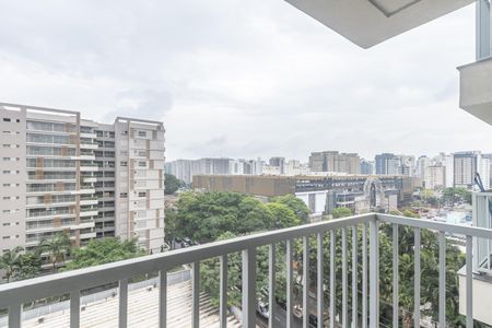 Studio para alugar com 25m², 1 quarto e sem vaga Studio para alugar com 25m², 1 quarto e sem vagaVaranda