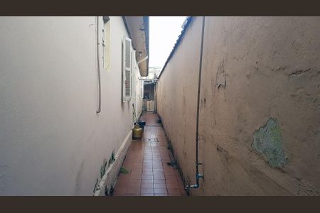 Casa à venda com 180m², 2 quartos e sem vaga