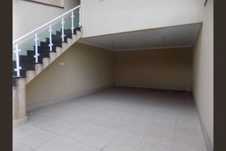 Casa à venda com 95m², 3 quartos e 4 vagas