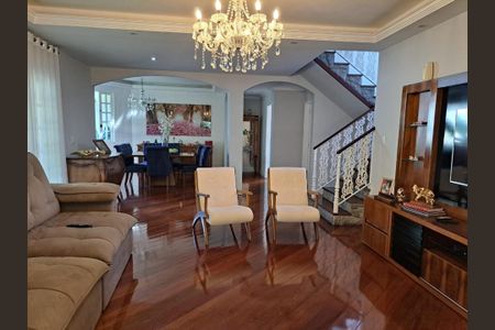 Casa à venda com 4 quartos, 428m² em Jacarepaguá, Rio de Janeiro