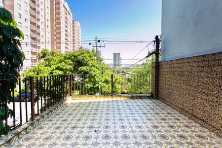 Casa à venda com 300m², 3 quartos e 1 vaga Casa à venda com 300m², 3 quartos e 1 vagaVaranda do Quarto 3