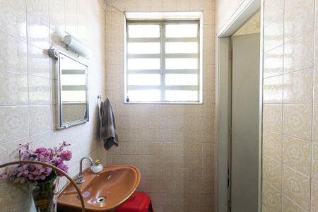 Casa à venda com 300m², 3 quartos e 1 vaga Casa à venda com 300m², 3 quartos e 1 vagaBanheiro 3