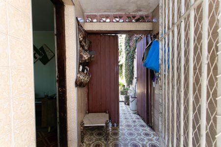 Casa à venda com 300m², 3 quartos e 1 vaga Casa à venda com 300m², 3 quartos e 1 vagaCorredor