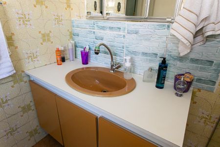 Casa à venda com 300m², 3 quartos e 1 vaga Casa à venda com 300m², 3 quartos e 1 vagaBanheiro 1