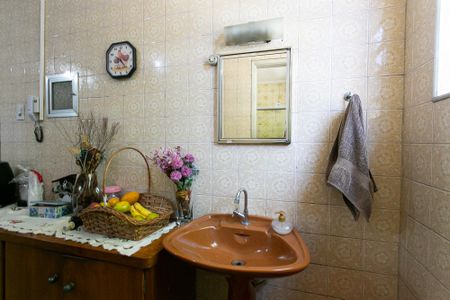 Casa à venda com 300m², 3 quartos e 1 vaga Casa à venda com 300m², 3 quartos e 1 vagaBanheiro 3