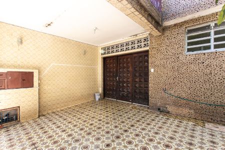 Casa à venda com 300m², 3 quartos e 1 vaga Casa à venda com 300m², 3 quartos e 1 vagaGaragem