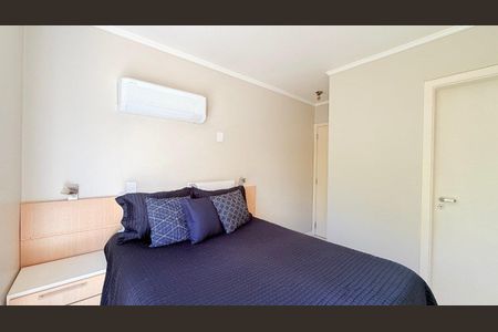 Suíte de apartamento para alugar com 2 quartos, 59m² em Passo d’Areia, Porto Alegre