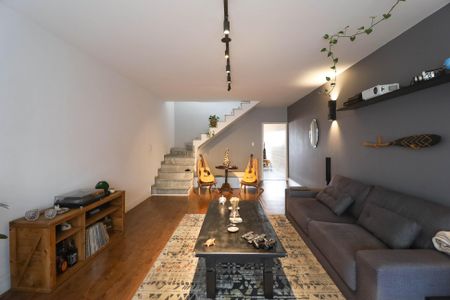 Casa à venda com 3 quartos, 215m² em Carandiru, São Paulo