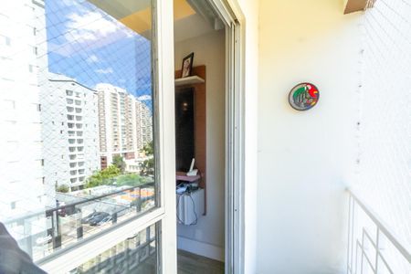 Apartamento à venda com 65m², 3 quartos e 1 vagaSacada
