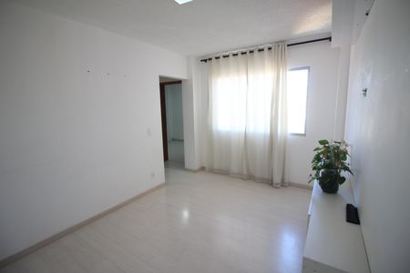 Sala de apartamento para alugar com 2 quartos, 48m² em Santa Helena (barreiro), Belo Horizonte