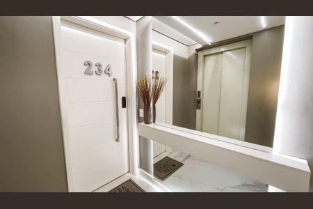 Apartamento à venda com 80m², 3 quartos e 2 vagas Apartamento à venda com 80m², 3 quartos e 2 vagasHall de entrada