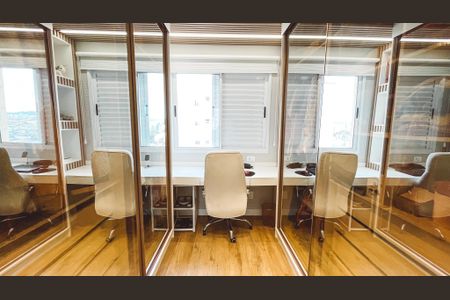 Apartamento à venda com 80m², 3 quartos e 2 vagas Apartamento à venda com 80m², 3 quartos e 2 vagasEscritório