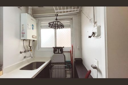 Apartamento à venda com 80m², 3 quartos e 2 vagas Apartamento à venda com 80m², 3 quartos e 2 vagasÁrea de Serviço