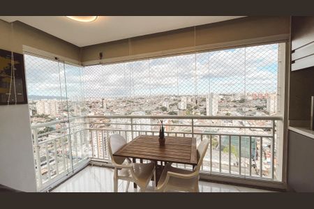 Apartamento à venda com 80m², 3 quartos e 2 vagas Apartamento à venda com 80m², 3 quartos e 2 vagasVaranda gourmet