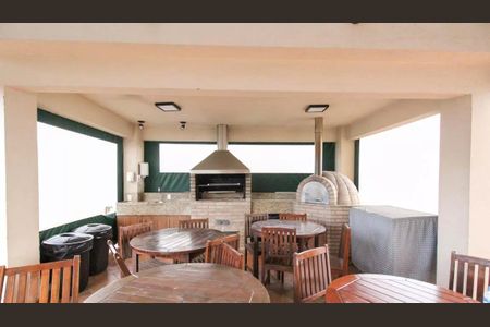 Apartamento à venda com 80m², 3 quartos e 2 vagas Apartamento à venda com 80m², 3 quartos e 2 vagasÁrea comum - Churrasqueira