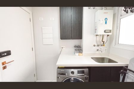 Apartamento à venda com 80m², 3 quartos e 2 vagas Apartamento à venda com 80m², 3 quartos e 2 vagasÁrea de Serviço