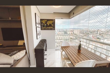 Apartamento à venda com 80m², 3 quartos e 2 vagas Apartamento à venda com 80m², 3 quartos e 2 vagasVaranda gourmet