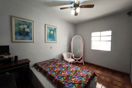 Casa à venda com 470m², 3 quartos e 4 vagasEdícula - Quarto