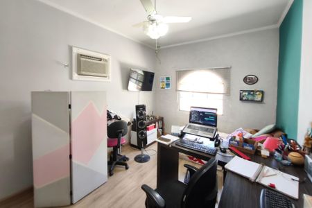 Casa à venda com 470m², 3 quartos e 4 vagasQuarto 3